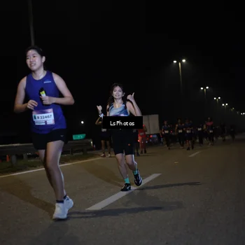 Runner Photo 7351764