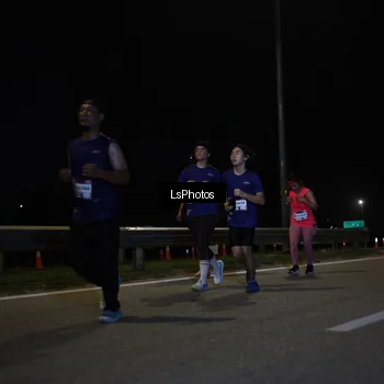 Runner Photo 7351772