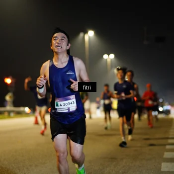 Runner Photo 7351776