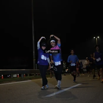 Runner Photo 7351806