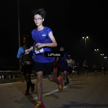 Runner Photo 7351814