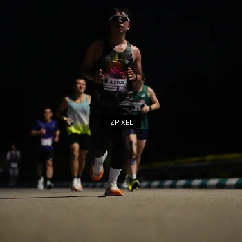 Runner Photo 7351818