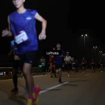 Runner Photo 7351823