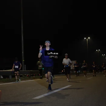 Runner Photo 7351829