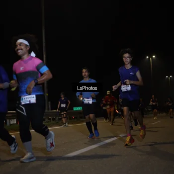 Runner Photo 7351837