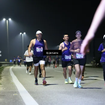 Runner Photo 7351895