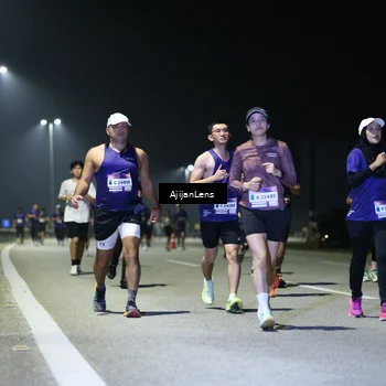 Runner Photo 7351899
