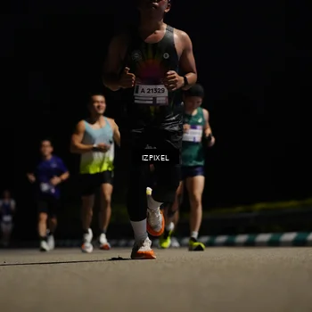 Runner Photo 7351901