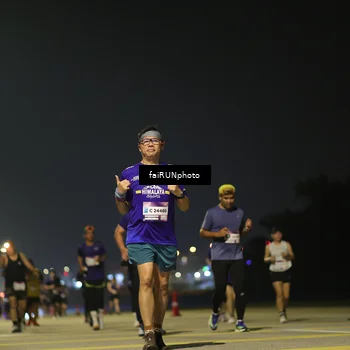 Runner Photo 7351903
