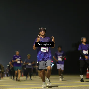 Runner Photo 7351905
