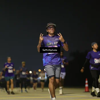 Runner Photo 7351917