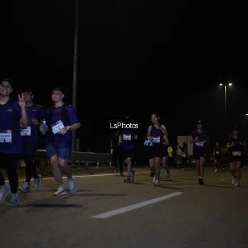Runner Photo 7351939