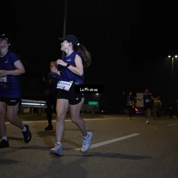 Runner Photo 7351954