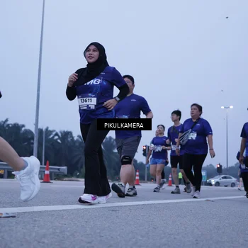 Runner Photo 7351955
