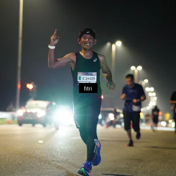 Runner Photo 7351976
