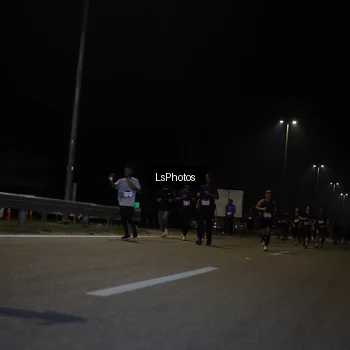Runner Photo 7351984