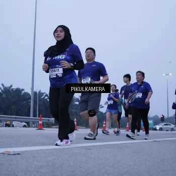 Runner Photo 7351988