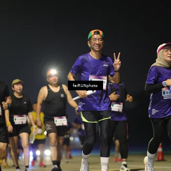 Runner Photo 7352005