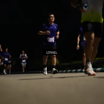 Runner Photo 7352024