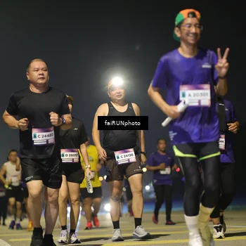Runner Photo 7352039