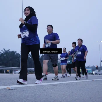 Runner Photo 7352059