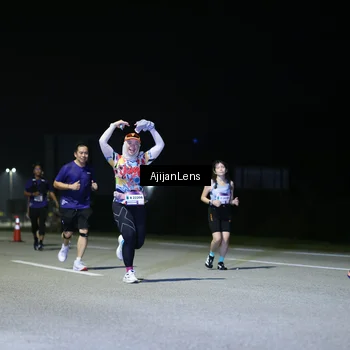 Runner Photo 7352068