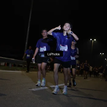 Runner Photo 7352079