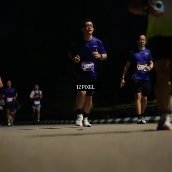 Runner Photo 7352090