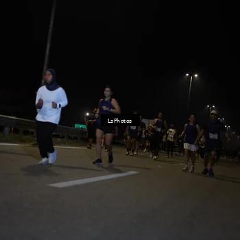 Runner Photo 7352096
