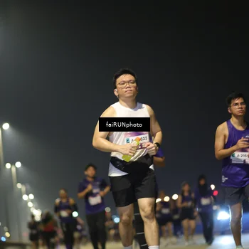 Runner Photo 7352101