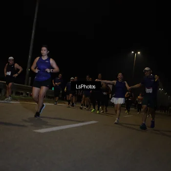 Runner Photo 7352103