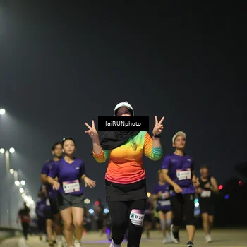 Runner Photo 7352124