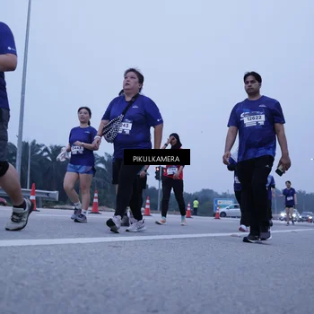 Runner Photo 7352125