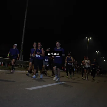 Runner Photo 7352147