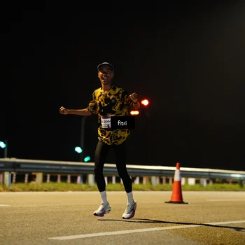 Runner Photo 7352186