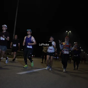 Runner Photo 7352189