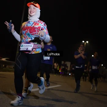 Runner Photo 7352200