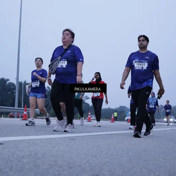 Runner Photo 7352219
