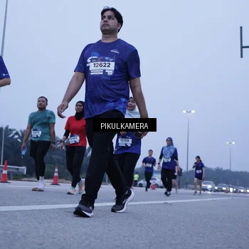Runner Photo 7352286
