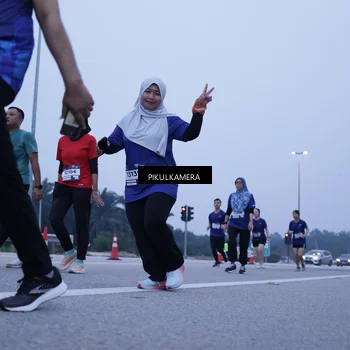 Runner Photo 7352289