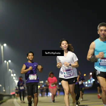 Runner Photo 7352326