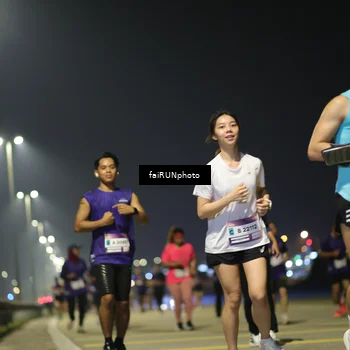 Runner Photo 7352331