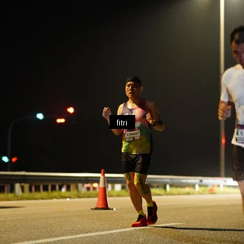 Runner Photo 7352343