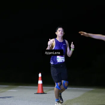 Runner Photo 7352344