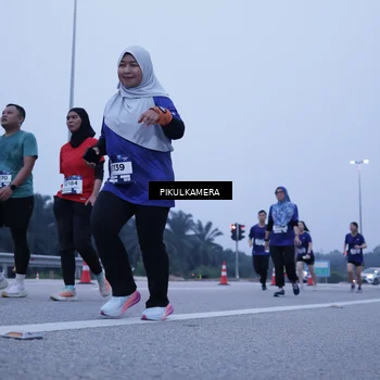 Runner Photo 7352348