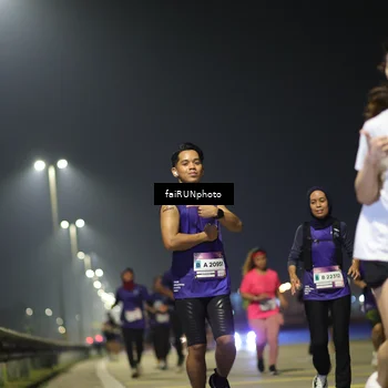 Runner Photo 7352349
