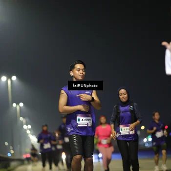 Runner Photo 7352353