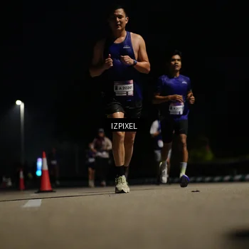 Runner Photo 7352374