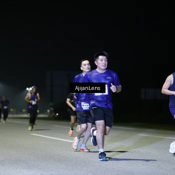 Runner Photo 7352376