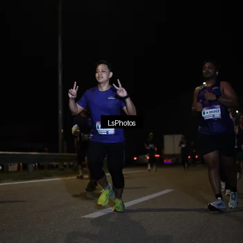 Runner Photo 7352411
